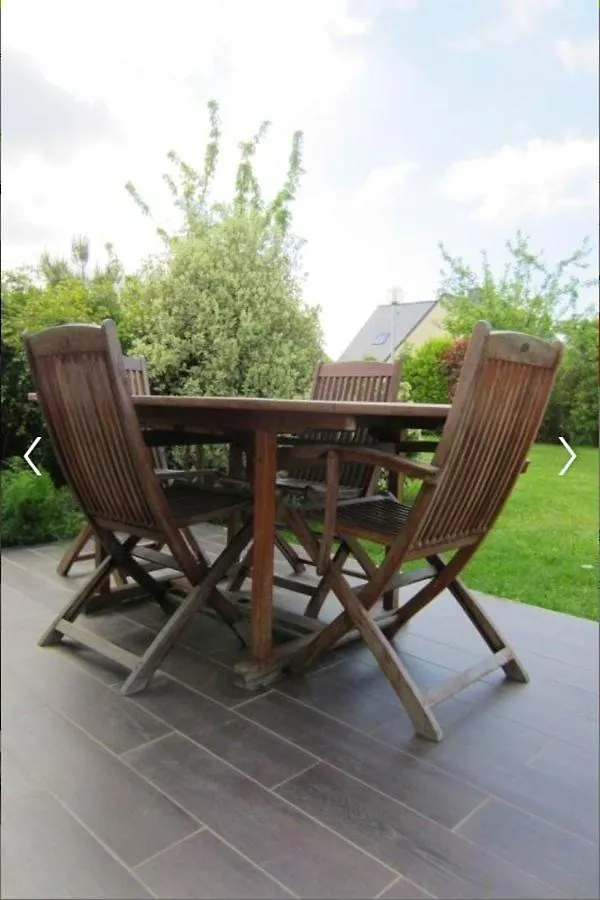 Maison De 4 Chambres Avec Jardin Clos Et Wifi A Locmariaquer Golfe Du Morbihan A 1 Km De La Plage 0*,  France
