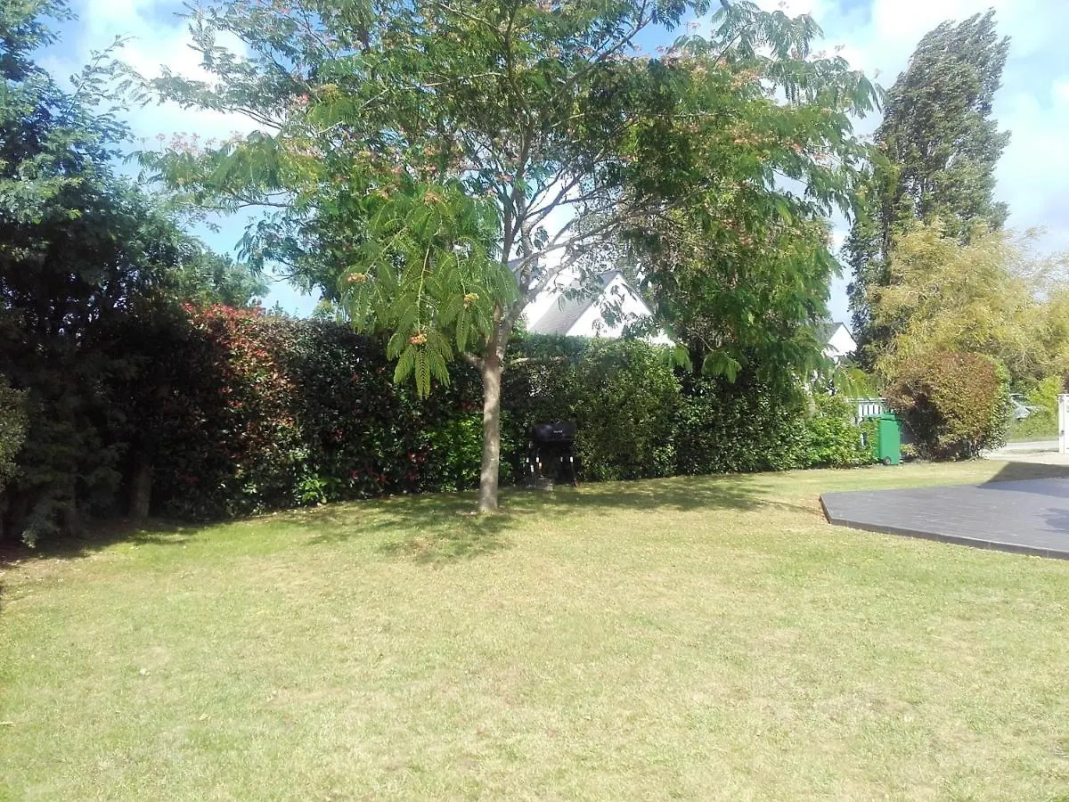 Maison De 4 Chambres Avec Jardin Clos Et Wifi A Locmariaquer Golfe Du Morbihan A 1 Km De La Plage 0*,  France