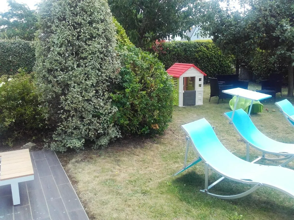 Holiday home Maison De 4 Chambres Avec Jardin Clos Et Wifi A Locmariaquer Golfe Du Morbihan A 1 Km De La Plage France