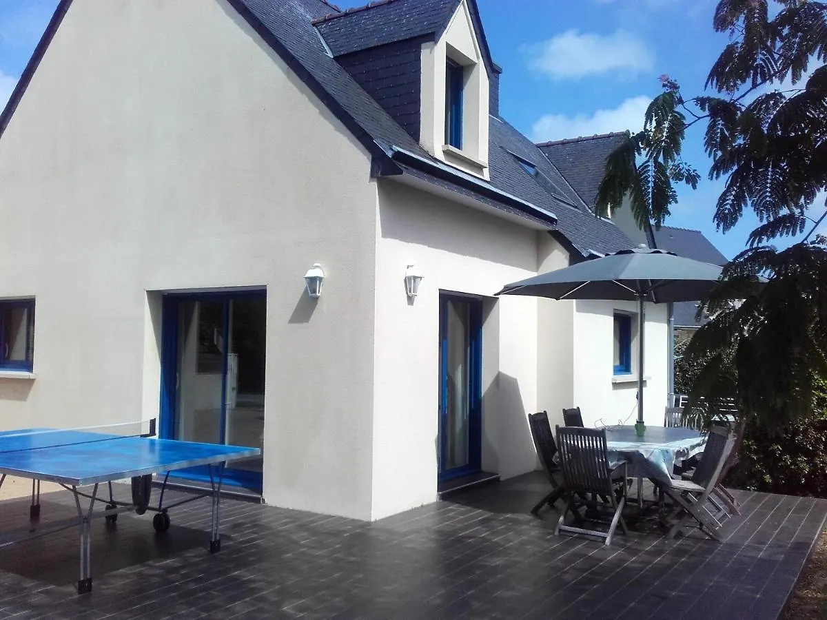 Maison De 4 Chambres Avec Jardin Clos Et Wifi A Locmariaquer Golfe Du Morbihan A 1 Km De La Plage 0*,  France